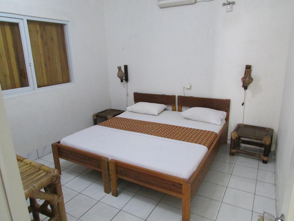 Ocean Queen Resort Cisolok Kültér fotó